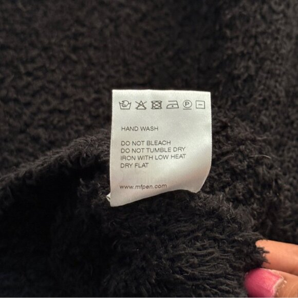 Mfpen men's Black Boucle Herreekvipering Pullover Furry sweater Sz XL cabin core - Picture 7 of 8